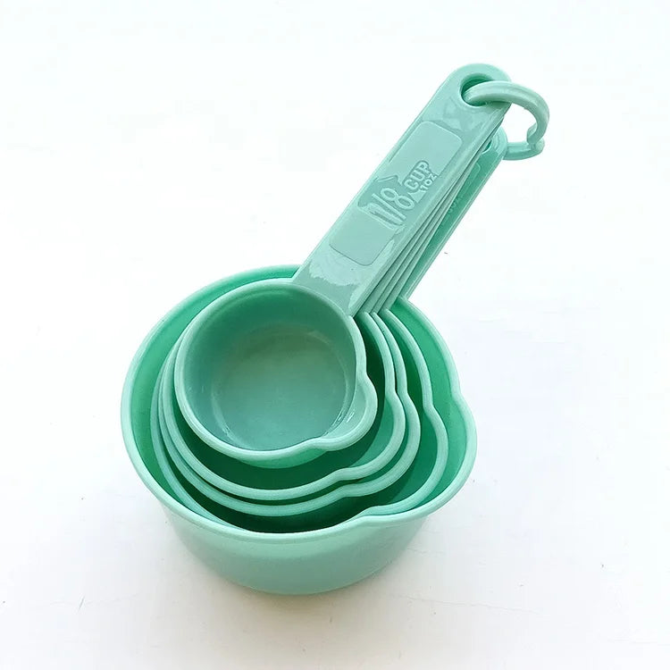 BPA Free Eco-Friendly PP Plastic 250ml Measuring Cups Durable Kitchen Baking Tool with Liquid Scale for Home Use