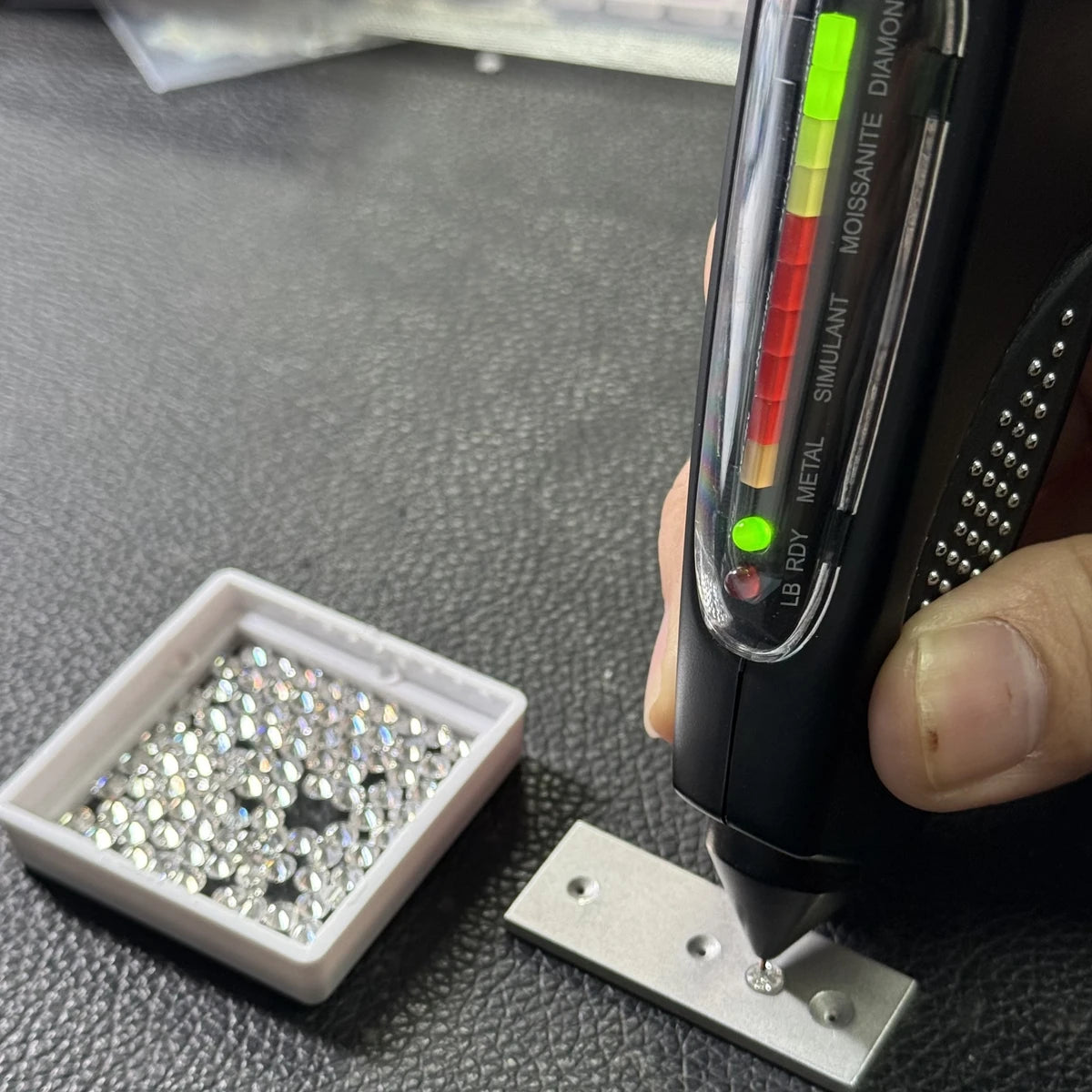 HQ Lab Grown Diamond 100% Promise Pass Positive Diamond Tester III 1 Carat Loose Moissanite