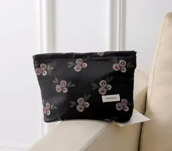 Vintage Exquisite and Fresh Jacquard Makeup Bag Small Portable Women's High-end Storage Bag Washing Bag Portable Handbag
