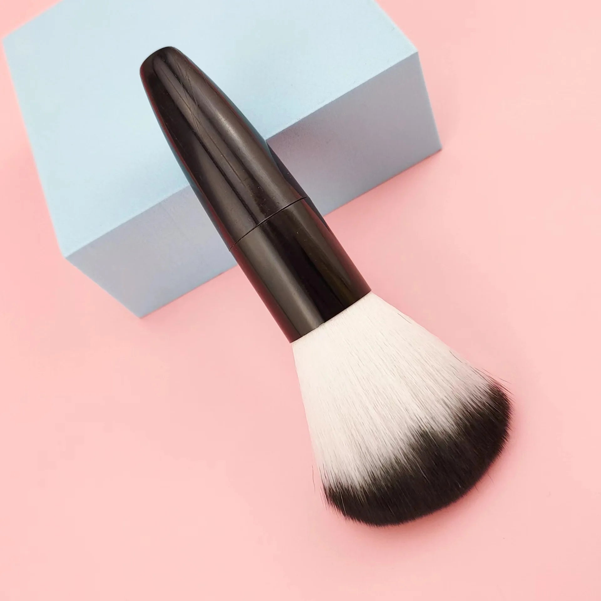 Single Makeup Brush Portable Two Color Bullet Head Plastic Short Handle Loose Powder Brush Loose Powder Brush Makeup Tool