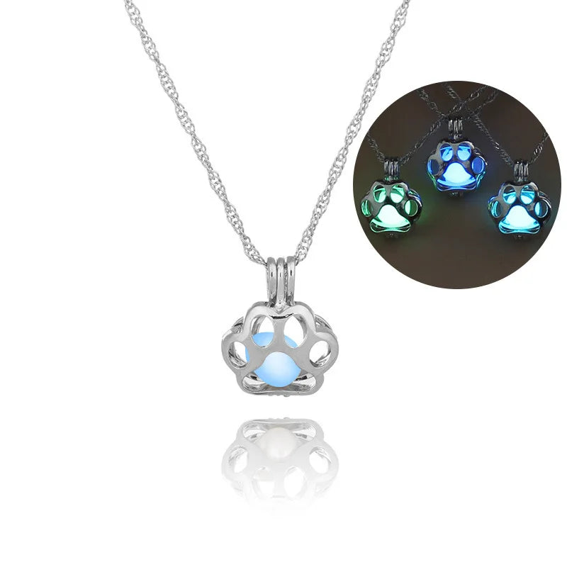 Hot Selling Personality Cute Cat Shape Luminous Pendant Necklace DIY Light in the Dark Love Necklace for Christmas Day