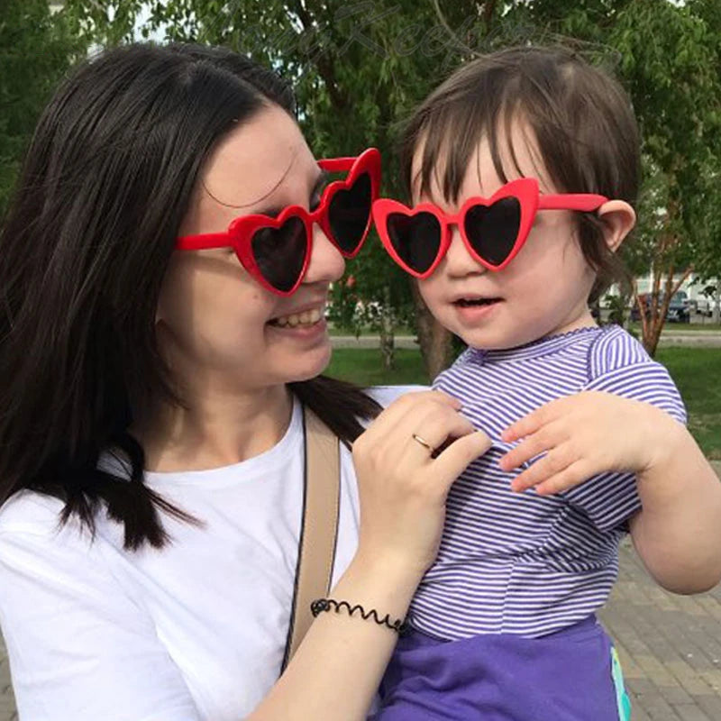 Kenbo 2021 Eyewear Set White Frame Matching Mother and Daughter Sunglasses Heart-Shaped Kids Sun Glasses Mommy and Me Shades