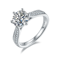 Girls Engagement Gift Plated Gold Moissanite Main Stone 2 Carat Moissanite Ring Halo