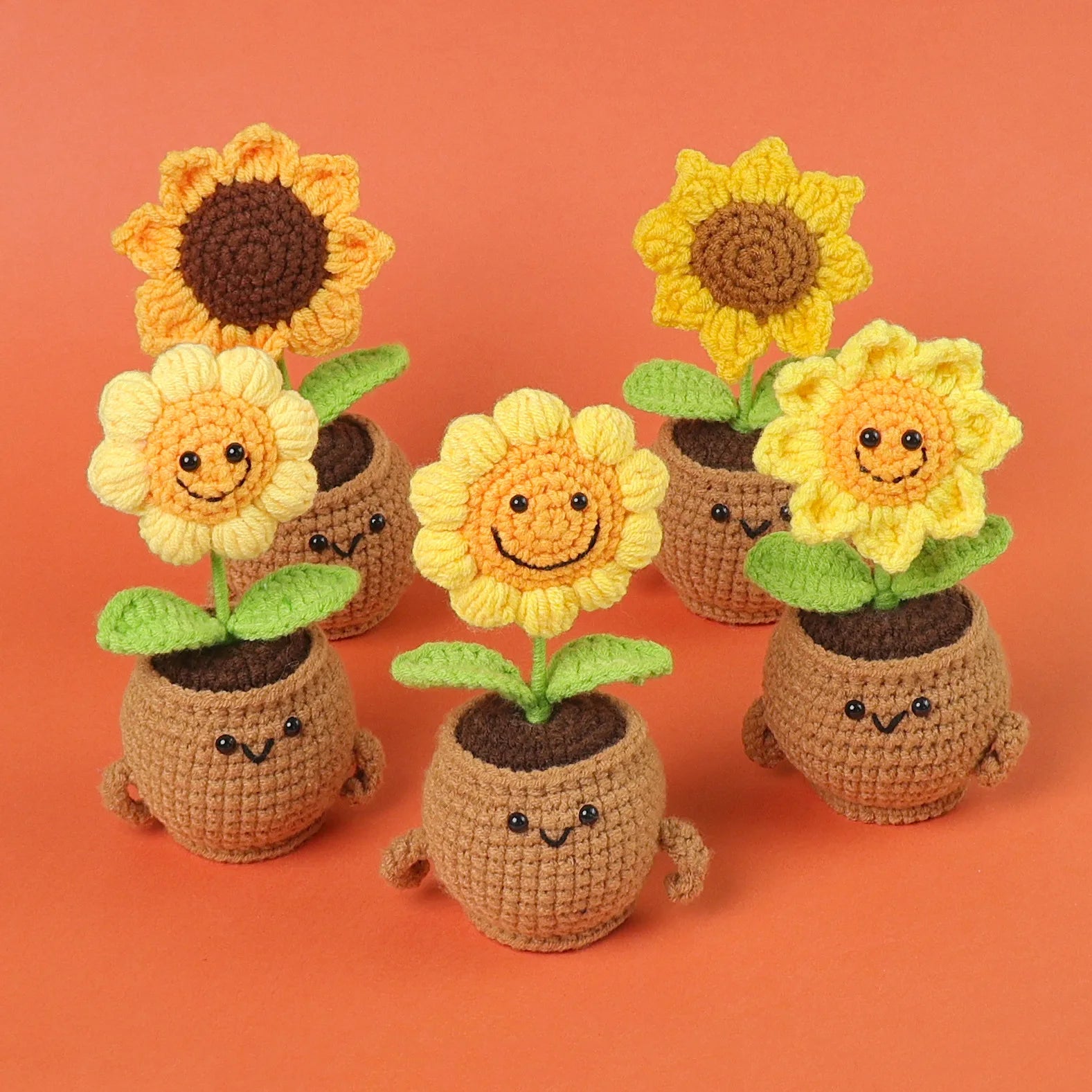 Cross-Border Hand-Knitted Wool Knitted Smiling Sunflower Potted Plant Funny Cute Expression Ornaments Valentine's Day New Year