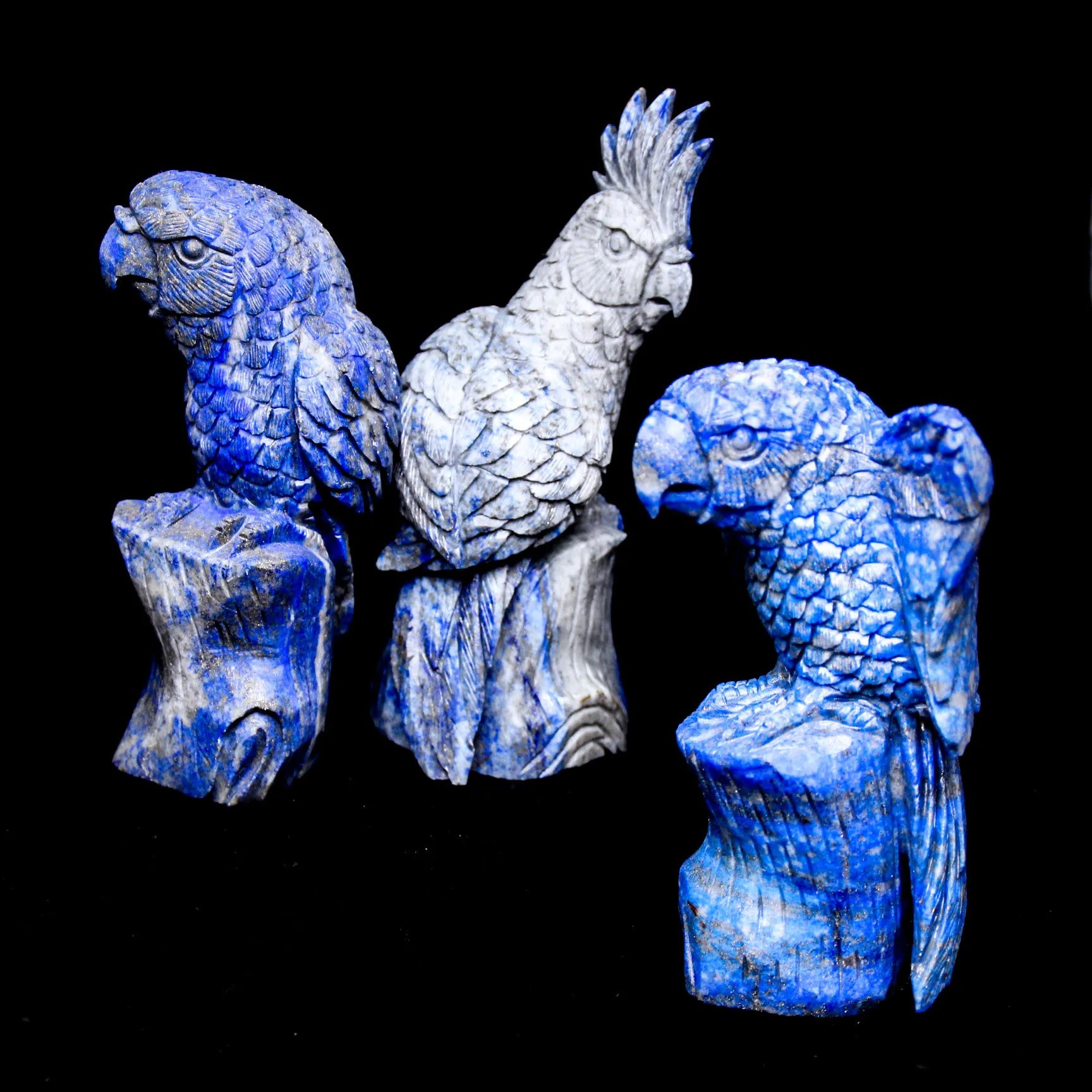 Huiying Hand Carved Stone 67*120mm Parrot Statue Natural Lapis Lazuli Religious Carving for Decoration Crafts