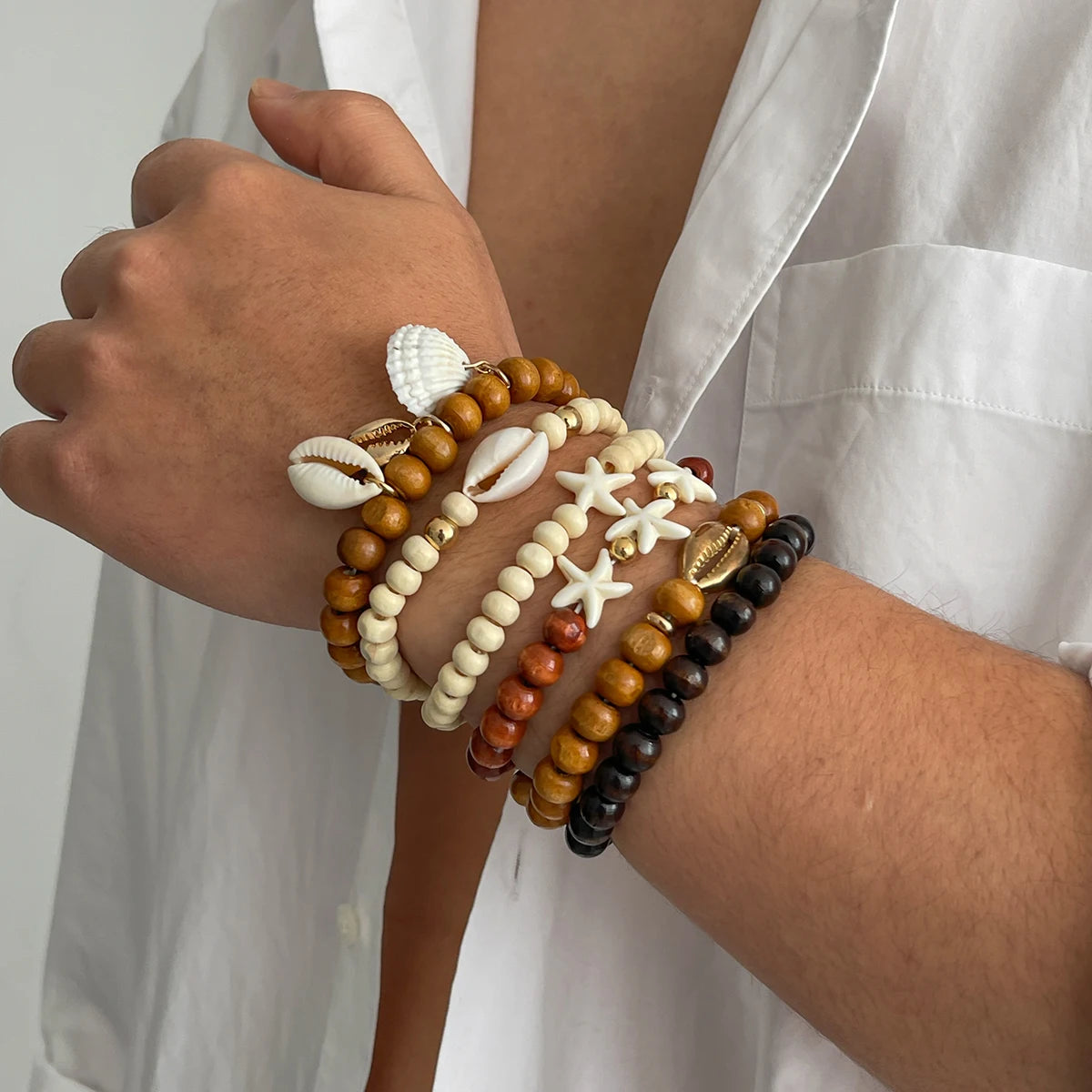 Boho Conch/Starfish Pendants Colorful Wood Beaded Bracelet Set for Men Retro Male Stacked Hand Chain Fashion Jewelry Accessories