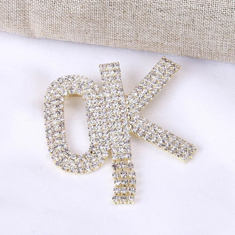Wholesale Luxury OK Tassel Brooch Pins for Women Men Children Wedding Decoration Bag Accessory Other Jewelry Accessories