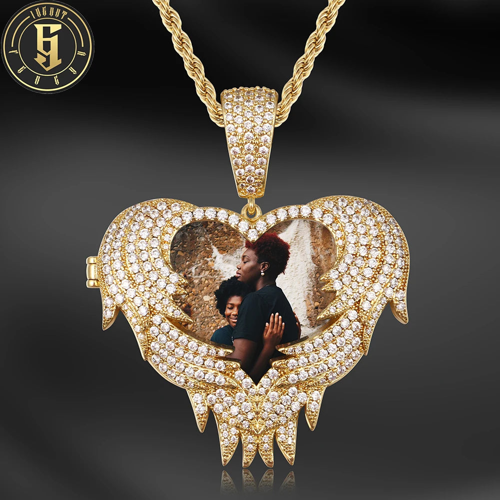 Custom Memory Jewelry Gold Plated Brass Openable Picture Frame Zircon Heart Wing Locket Photo Pendant for Couple's Gift