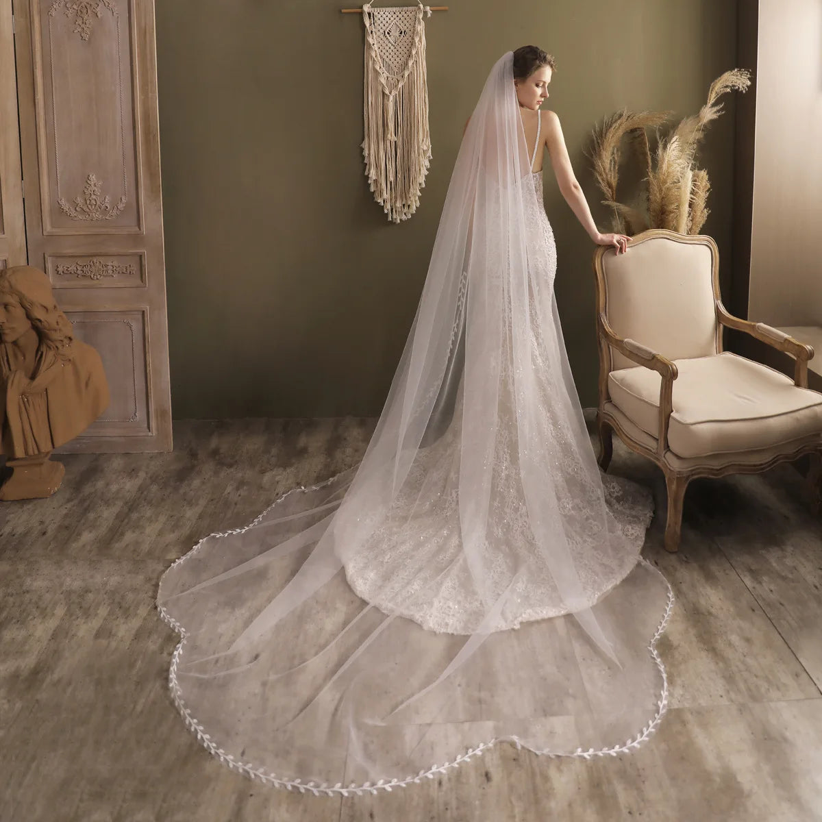 ShangHai Church Wave Edge Long Bridal Head Thin Lace Wedding Photo Tail Main Wedding Dress