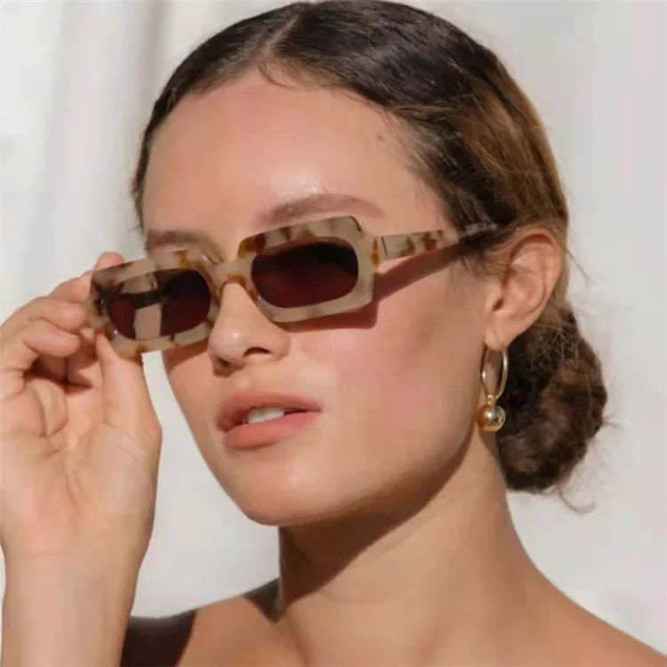 Classic Retro Square Sunglasses Women Vintage Travel Small Rectangle Sun Glasses for Female Oculos Lunette De Soleil Femm