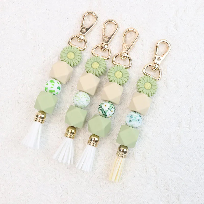 High Demand Daisy Flower Silicone Flower Print Beads With Tassels Pendant Keychain MegaBDM