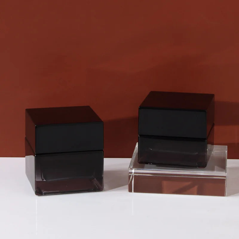 Wholesale Empty Gradient Black Glass Lotion Jar for Skin Care 30g 50g Cosmetic Pump Glass Bottle Manufacturers