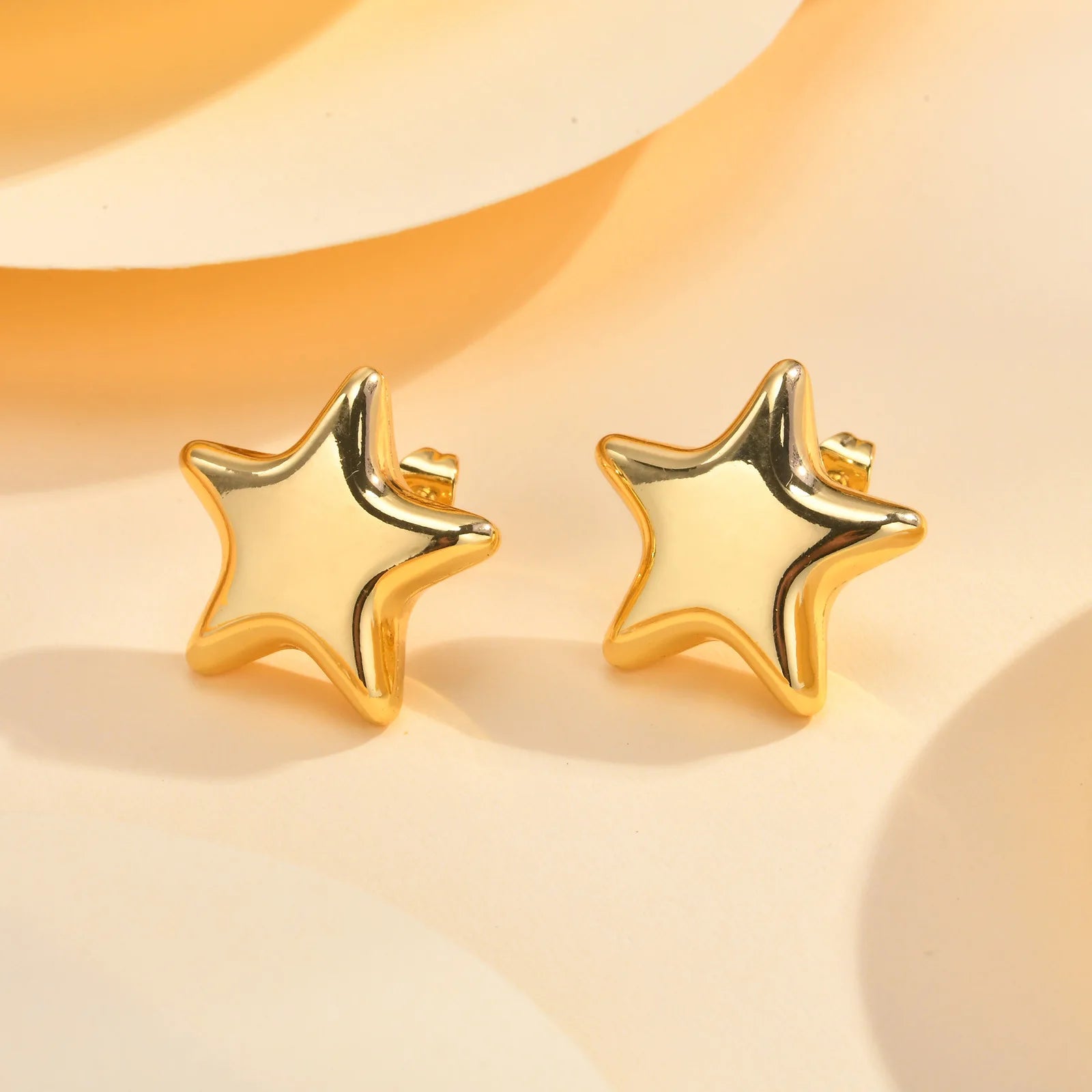 Fashion Smooth Stainless Steel Star Stud Earrings Cute Glossy 18k Gold Plated Waterproof Jewelry for Women Accessories