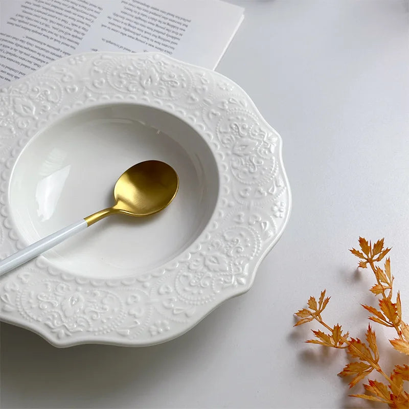 Vintage Pattern Eco-Friendly Porcelain Plate and Ceramic Dinnerware for Wedding Hotel Restaurant Home Use