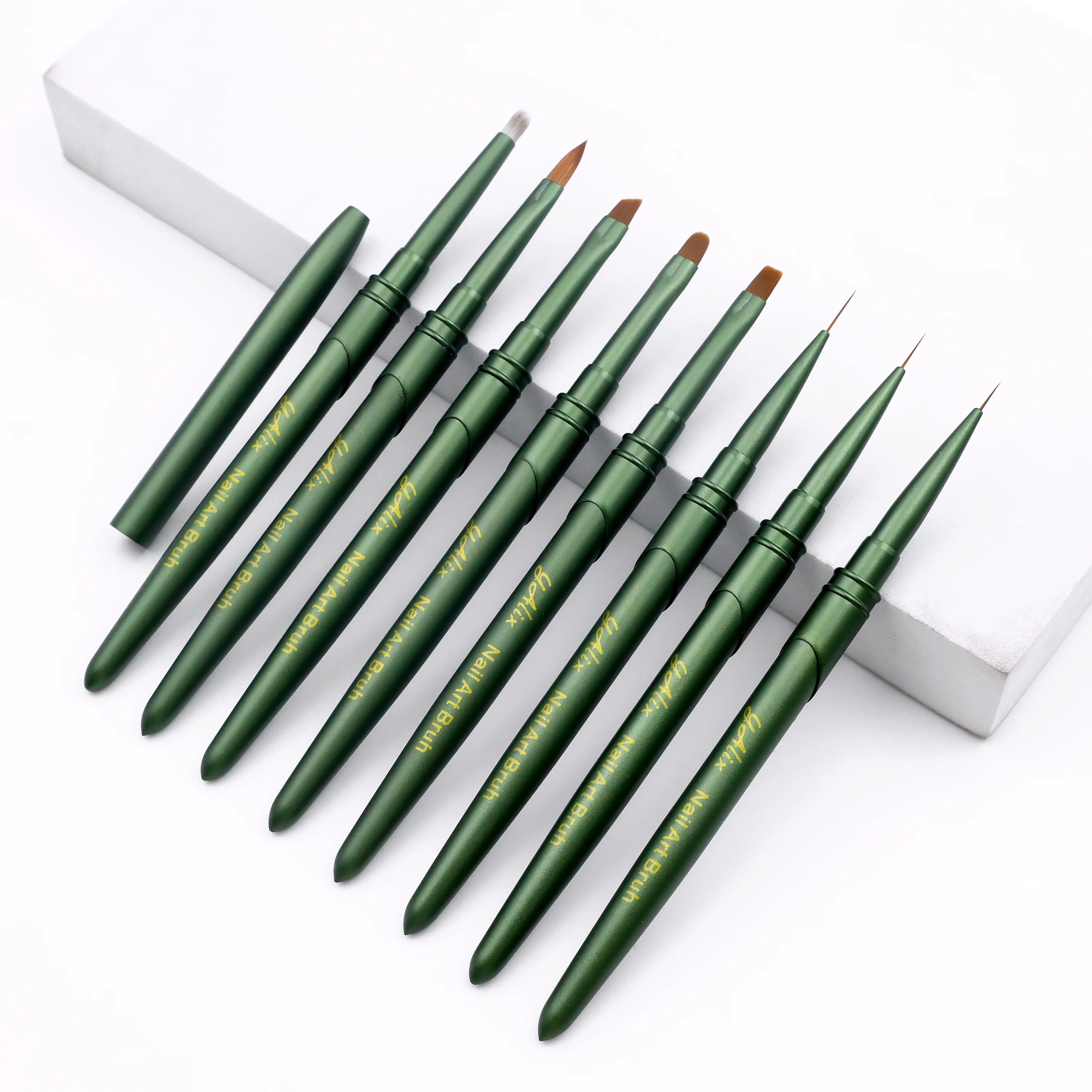 Yalixin Luxury Green Metal Handle Nail Brush Set 3D Acrylic Nail Brush Nylon Hair UV Gel Liner Crimped Type for Manicure Art