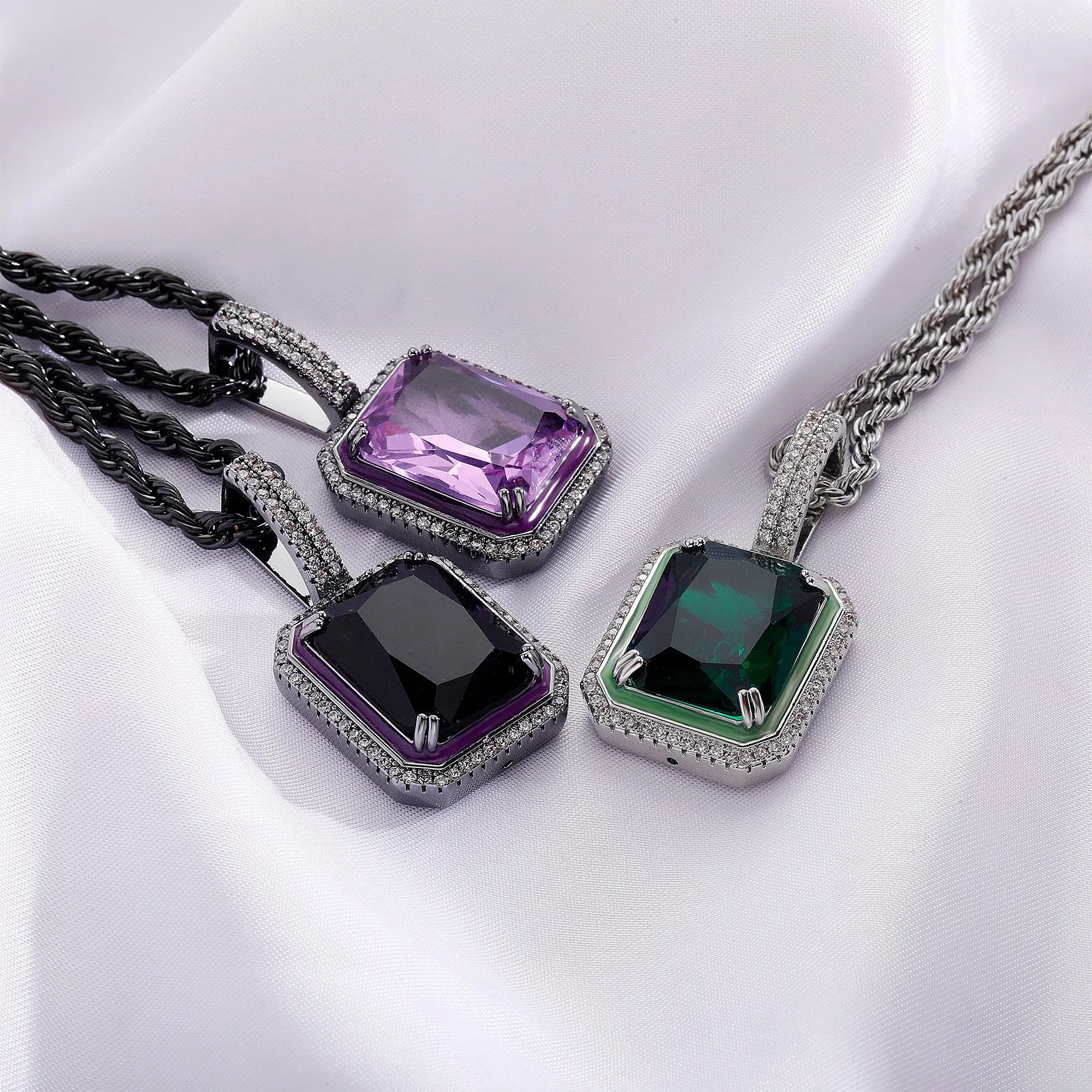 Top Icy Simple Design 18K Gold Plated Luminous Gemstone Pendant Hip Hop Jewelry Square Colorful 5A CZ Gem Pendant Necklace Women