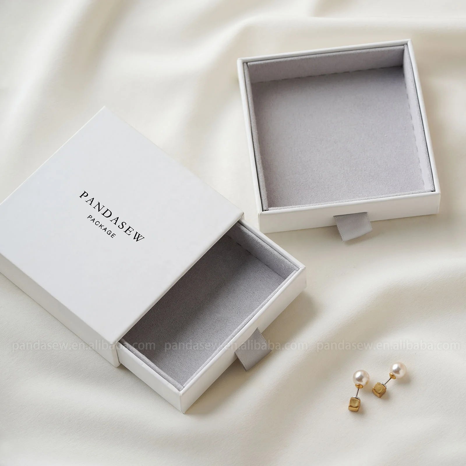 PandaSew Custom Logo Paper With Gray Suede Inside Packaging Bracelet Pendant Necklace Jewelry Drawer Box