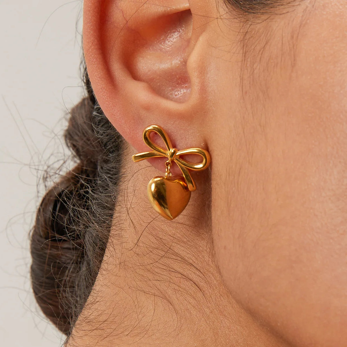 New Style Dainty 18K Gold Plated Stainless Steel Jewelry Waterproof Simple Bamboo Hoop Earrings for Women
