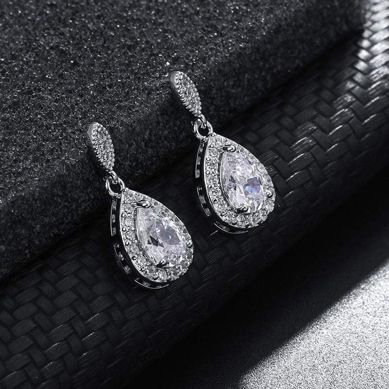 New Arrival Gold Plated Sparkling Halo Pear Cut Cubic Zirconia CZ Crystal Drop Bridal Earrings for Women for Wedding Anniversary