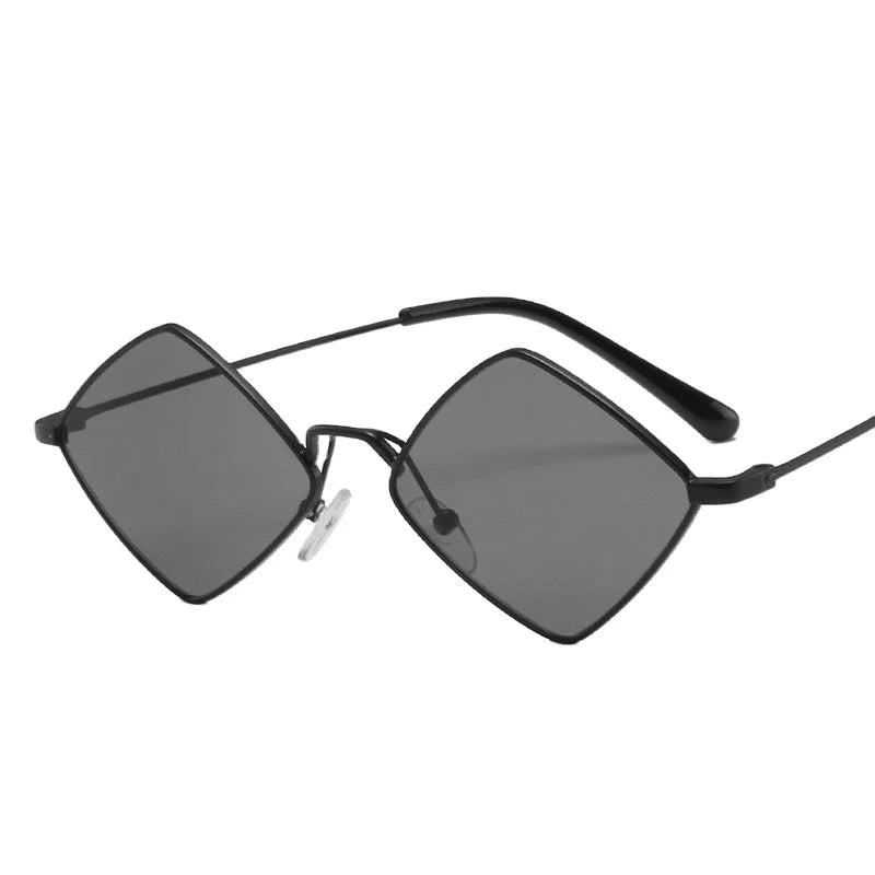 European and American Retro Ocean Piece Sunglasses Fashion Diamond Sunglasses Men and Women 3573