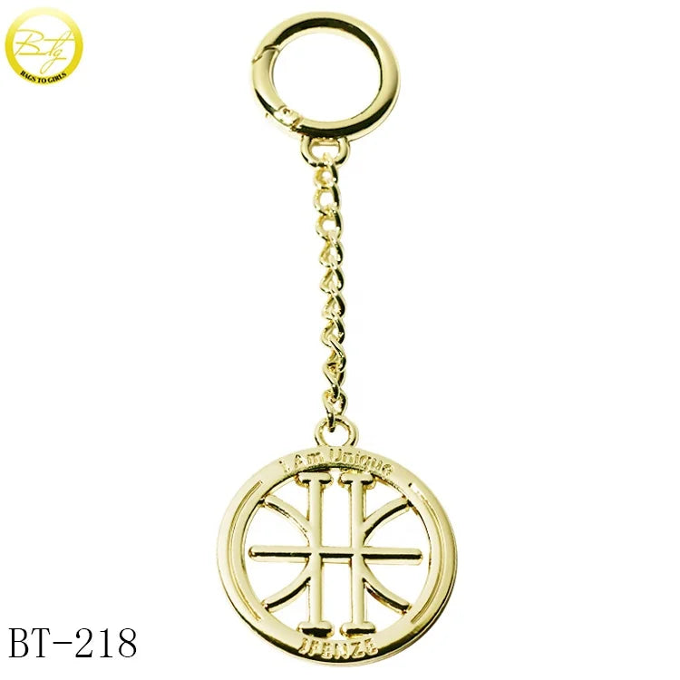Custom Gold logo Keyrings Zinc Alloy Handbag Hardware Hollow Letter Metal Chain Plate with Spring Ring