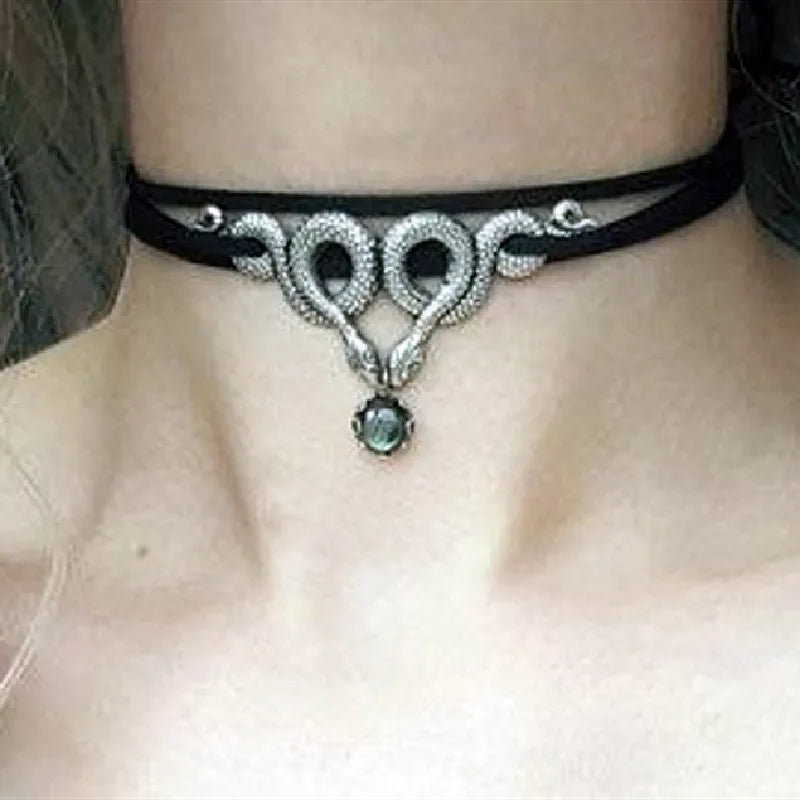 Double Snake Viking Wolf Necklace Hip Hop Nordic Neck Pendant Necklace Clavicle Necklace Jewelry