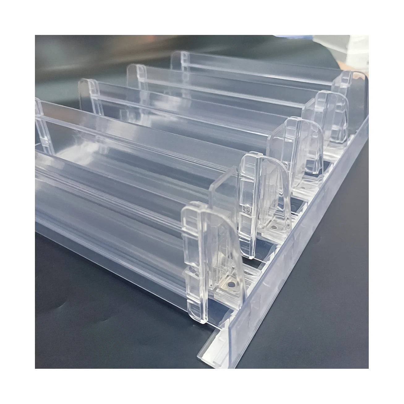 Customized Adjustable Plastic Supermarket Canned Drink Spring Loaded System Shelf Pusher Tray for Cans