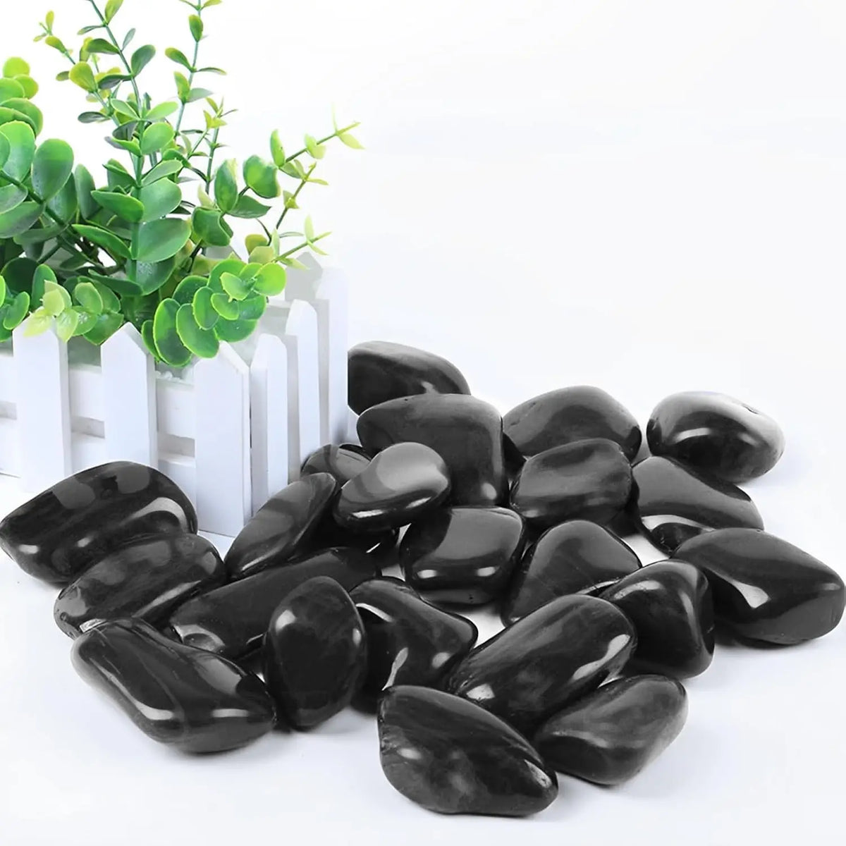 Nanjing Natural Black Polished Pebble Stone for Landscaping Park Farmhouse & Courtyard Decoration-Grade AAA Eco-Friendly Durable MegaBDM