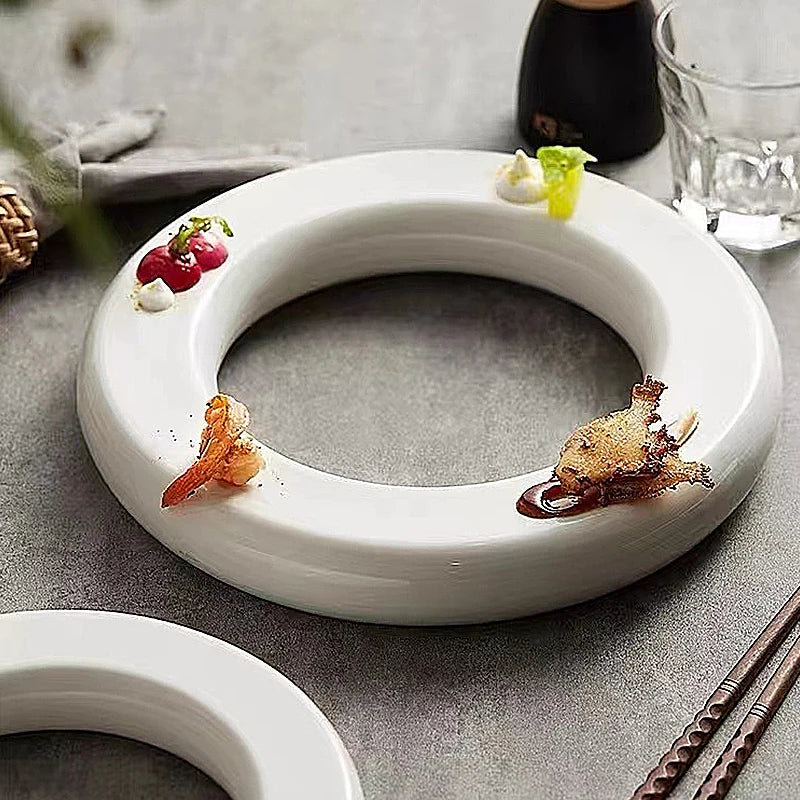 Circle Shaped Ceramic Molecular Gastronomy Show Plate White Cold Dishes Dessert Sushi Cookies Serving Tray Restaurant Dinnerware