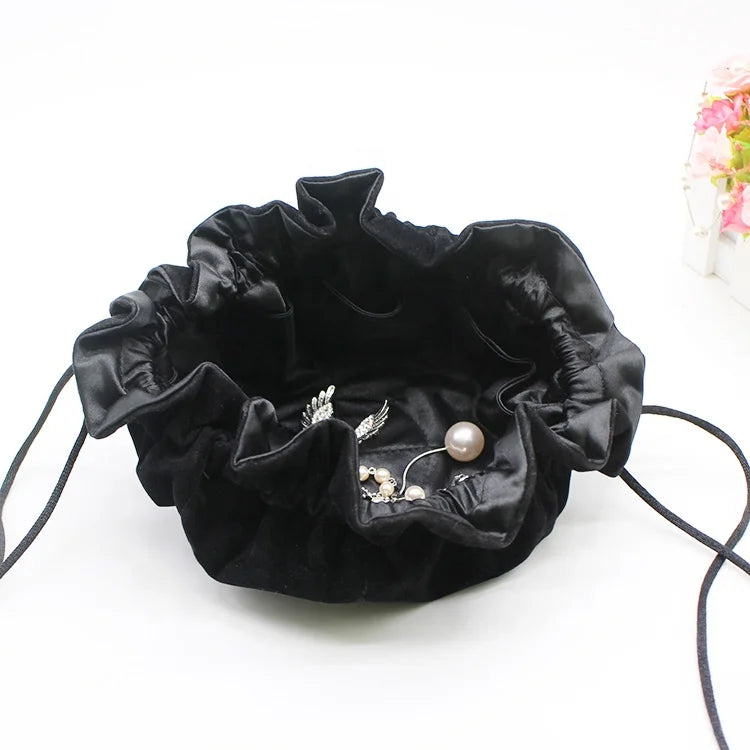 Fashionable Hot Selling Recyclable Velvet Drawstring Jewelry Packaging Bag with Satin Liner for Watch and Gemstone