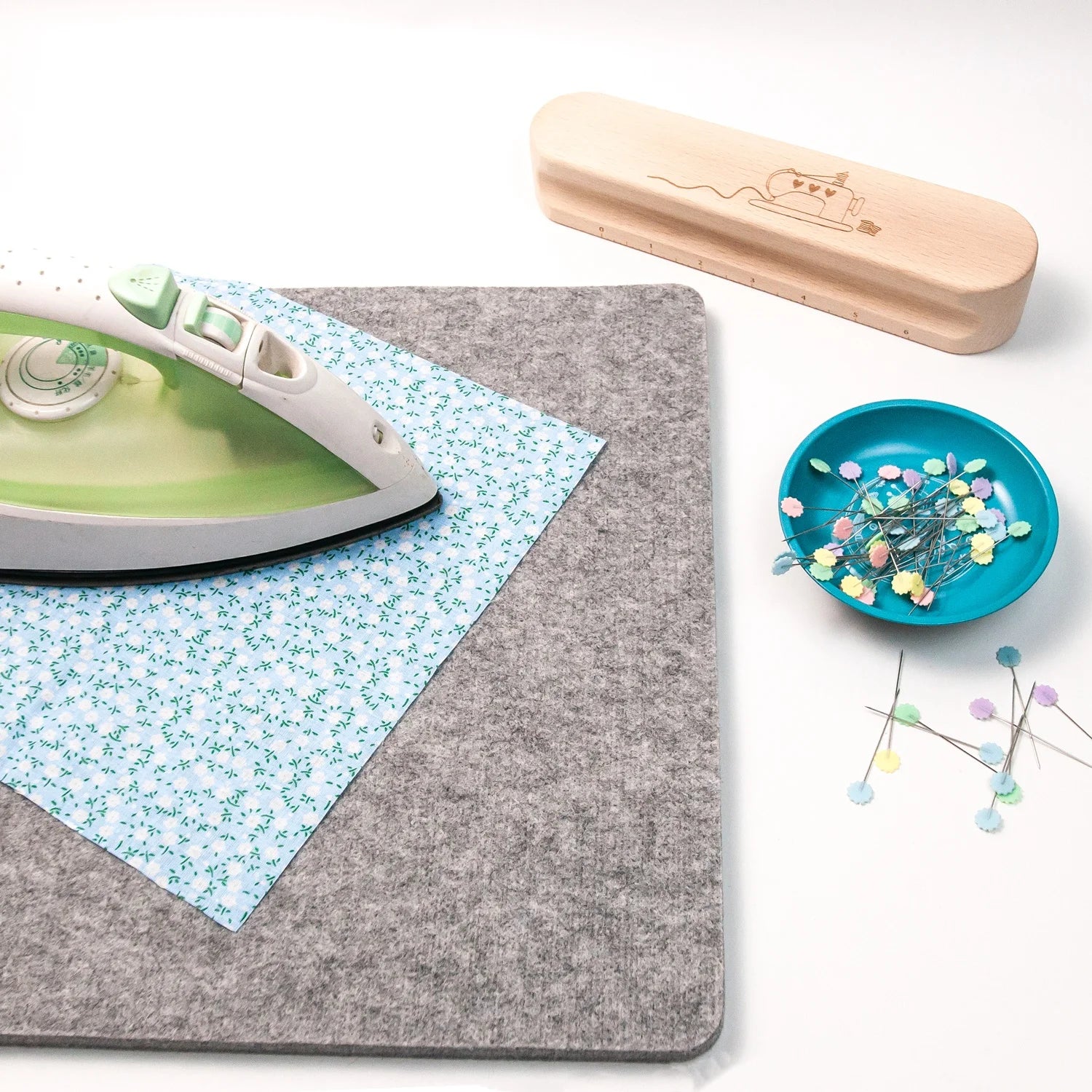 17" X 13.5" Wool Ironing Pad 1/2" Thick Wool Pressing Mat for Quilting