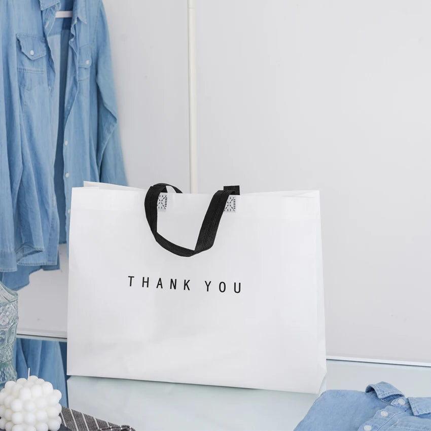 Custom Logo Eco Friendly Non Woven Shopping Bags Luxury Laminated Fabric Bags Wholesale