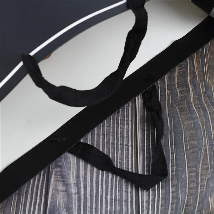 Creatrust Eco-friendly Recyclable Kraft Washable Pink Customizable Design Wallet Paper Bag Hand Length Handle for Fashion