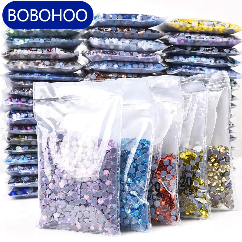 BOHOHOO Pop Flatback Rhinestones Iron on Strass Crystal Wholesale Hotfix Glass Rhinestones for Dance Costumes Tracksuits Shirt