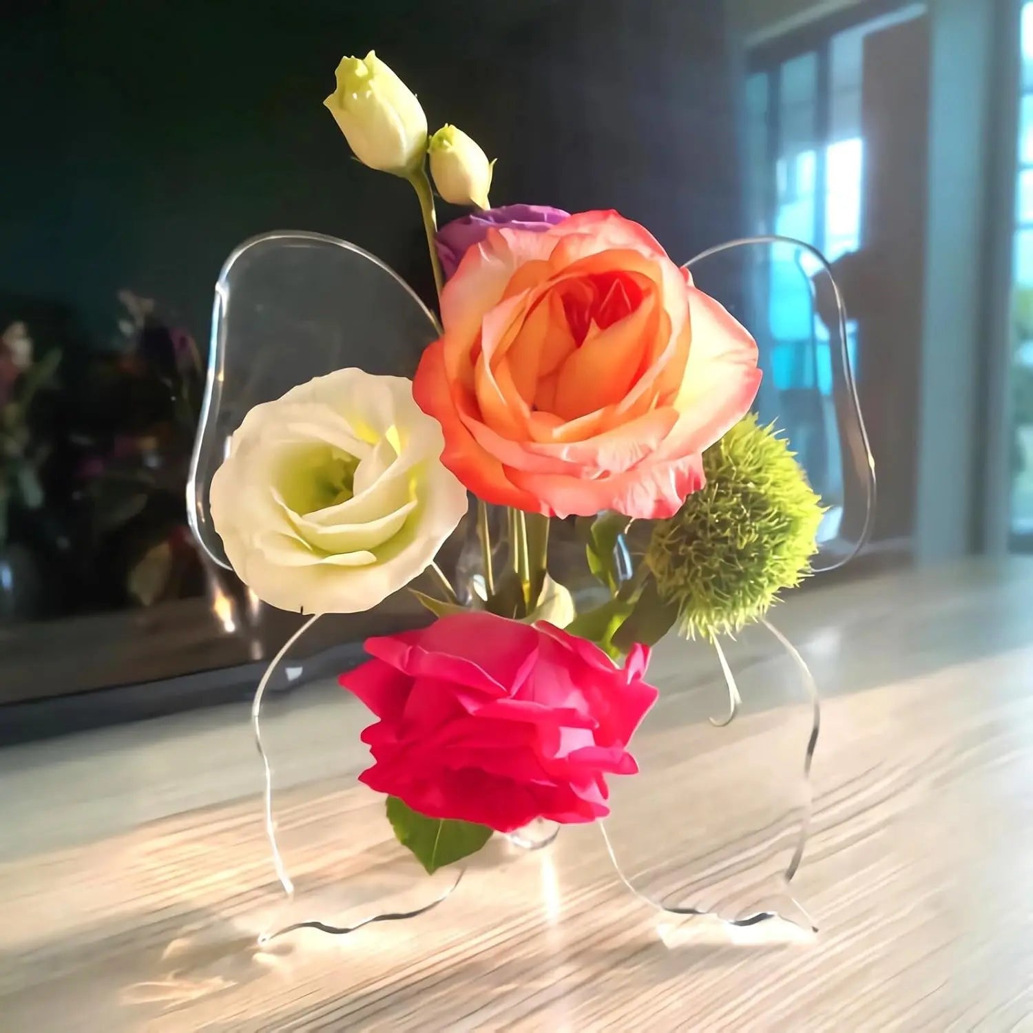 Butterfly Clear Acrylic Frame Vase Art Deco Inspired Display Rack Home Decor Console Tables Desktops Perfect House Warming Gift