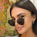 Wholesale Quality Ultra Light Weight Cat Eye Shape Luxury Rimless Sunglasses Gradient Colorful Sunglasses for Ladies