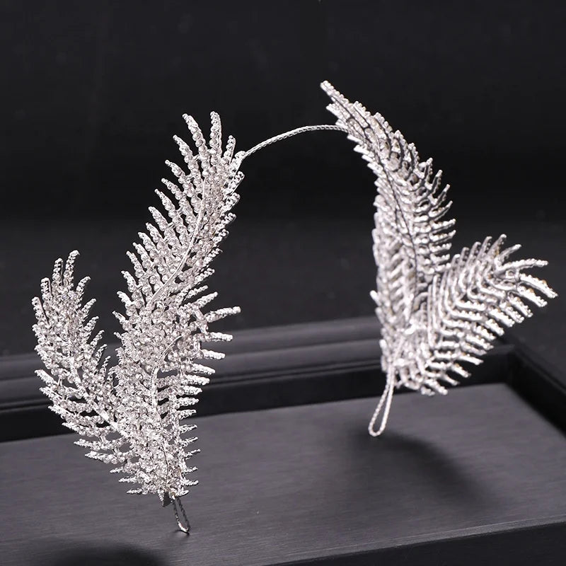 New Design Diadem Big Crystal Tiara Wedding Crown Luxury Copper Jewelry Claw Setting Zircon Bride Tiaras Hair Accessory Pageant