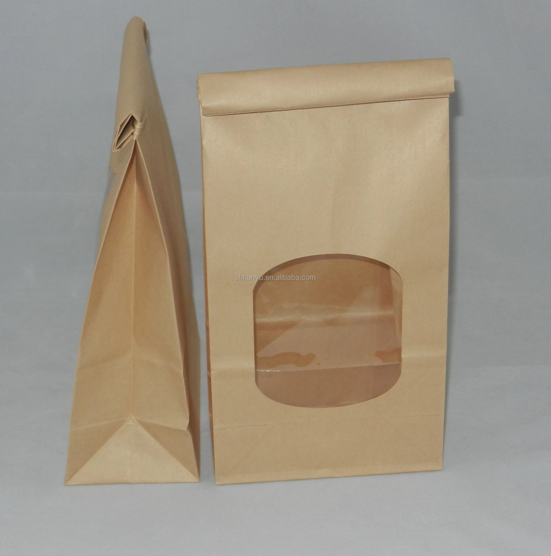 Wholesale Recycled Square Bottom Brown Kraft Paper Bags Flexo Printing Window for Food Industry Cookie Packaging Classic Style