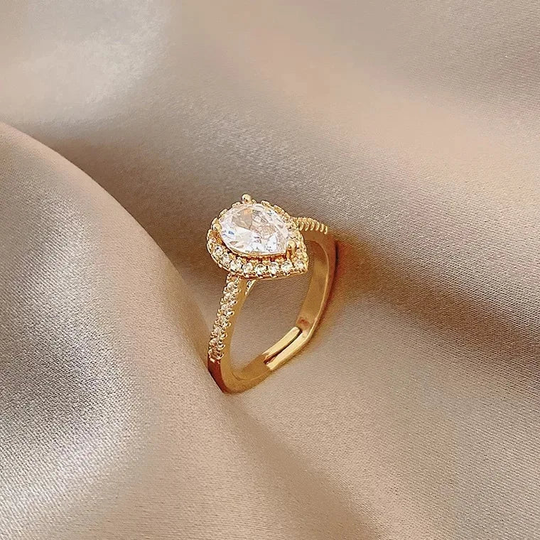 SC Wholesale Fancy Opening Adjustable 14K Gold Plated Finger Ring Bling Iced Out Zircon Water Drop Diamond Rings for Women