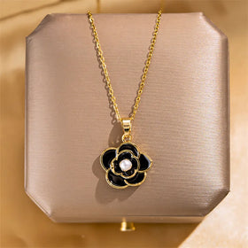 Wholesale Stainless Steel Chain Korean Drop Oil Women Retro Luxury Personalized Statement Camellia Necklace