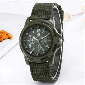 Hot Sale Fashion Nylon Band Men Watch Movement and Battery Watch Strayps Nylon Fashion