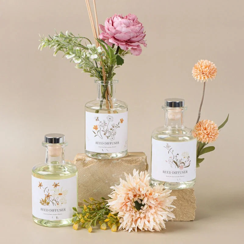 Private Logo Wholesale 150ml Flameless Indoor Fragrance for  Set Liquid Aroma Ornament Bouquet for Home Essential Oil Ornament