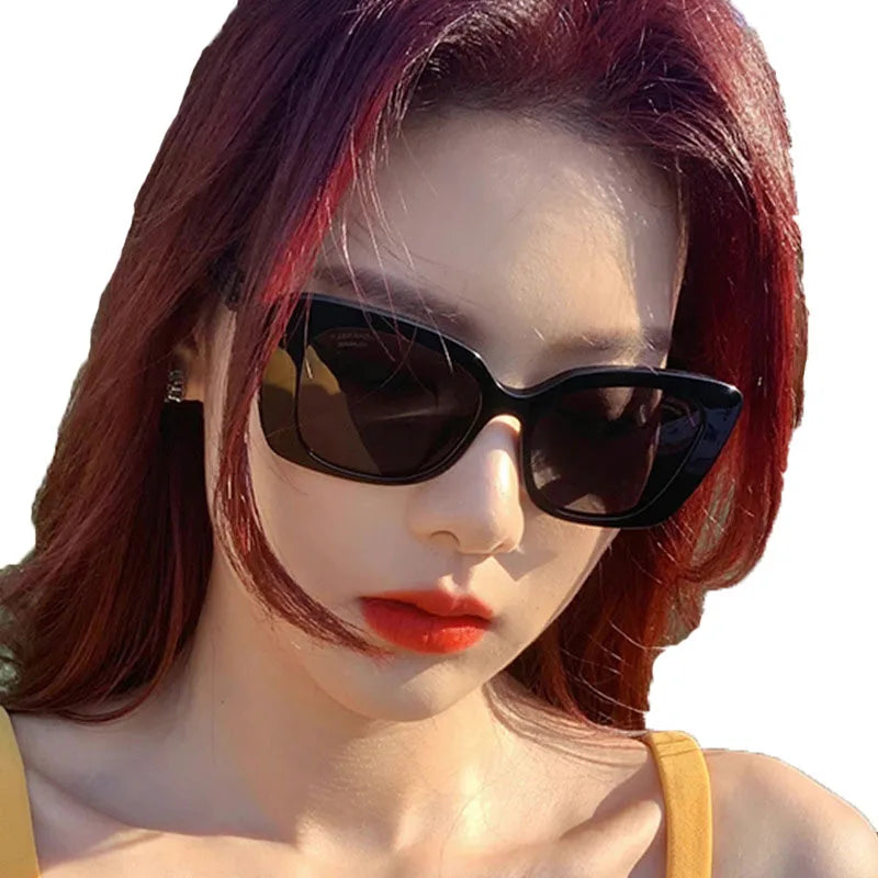 STORY XA98086 2024 Butterfly Pearl Decoration Eyeglasses New Design INS Hot Fashion Sun Glasses Luxury Cat Eyes Sunglasses Women
