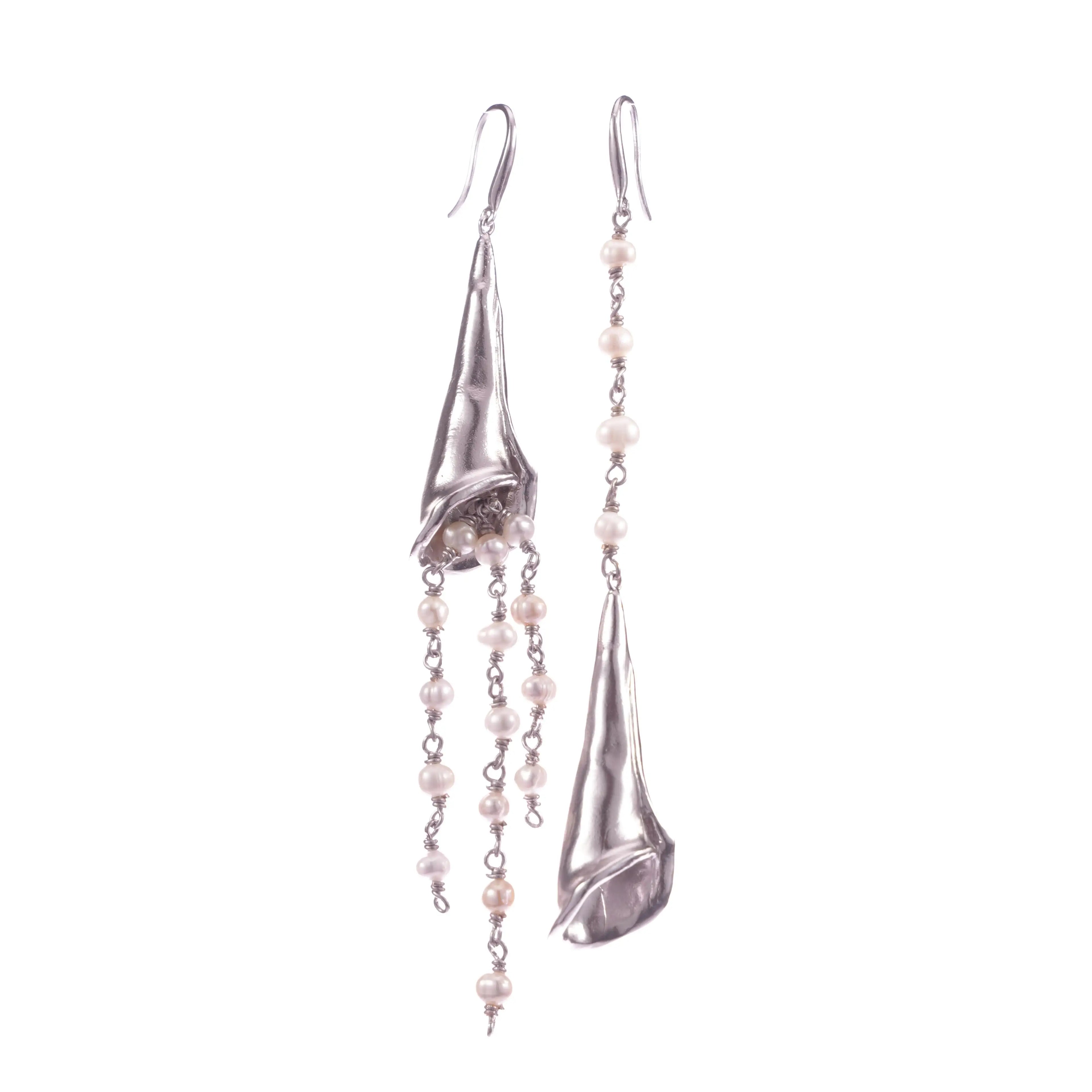New Silver Color Long Bellflower Shape Earhooks with Natural Pearl Tassel Drop Earrings for Women Fashion Jewelry