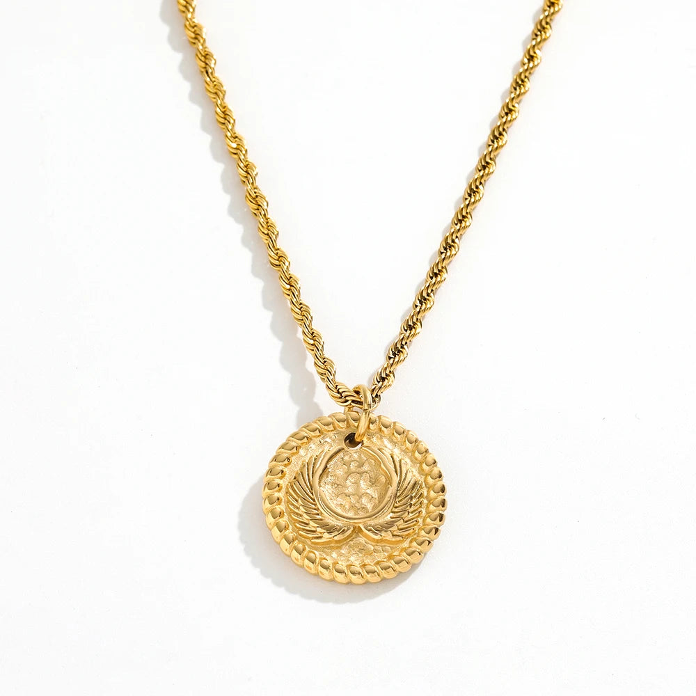 Fenny 18K PVD Plated Elegant Classic Angel Wing Rope Chain Pendant Necklace Choker Stainless Steel Jewelry Wholesale