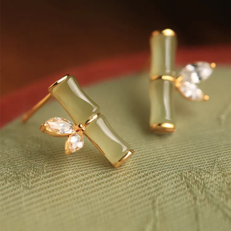 2024 Vintage Design Ear Studs Bamboo Leaf Earrings Classical Imitated Jade Fashion Earrings for Women