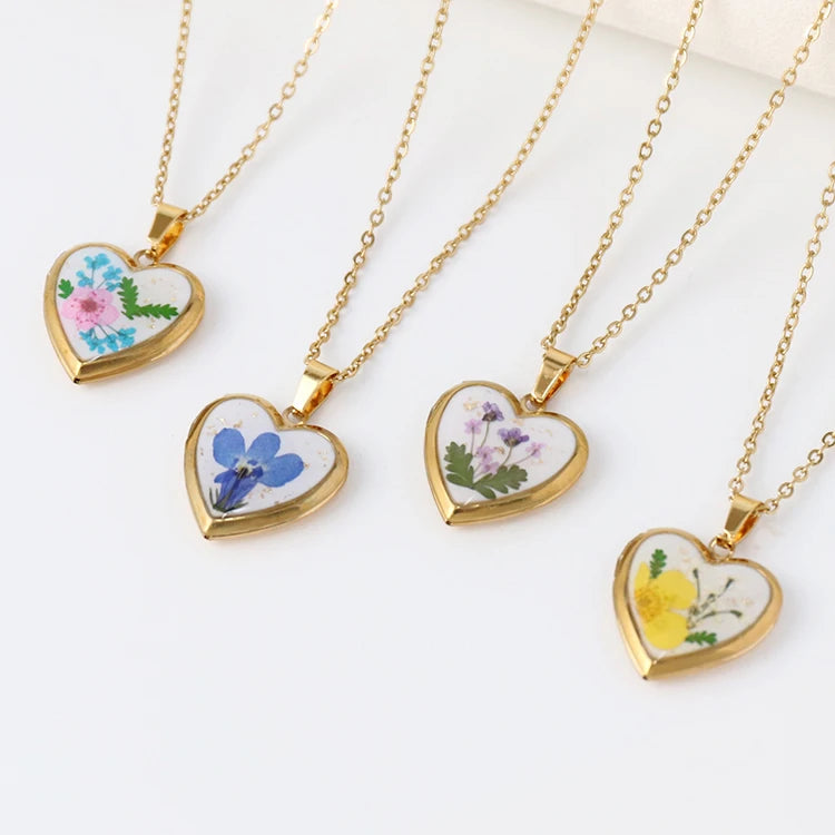 Month Flower Necklace Heart Floral Photo Locket Birth Flower Necklace Multiple Color Background Necklace Wedding Gift for Her