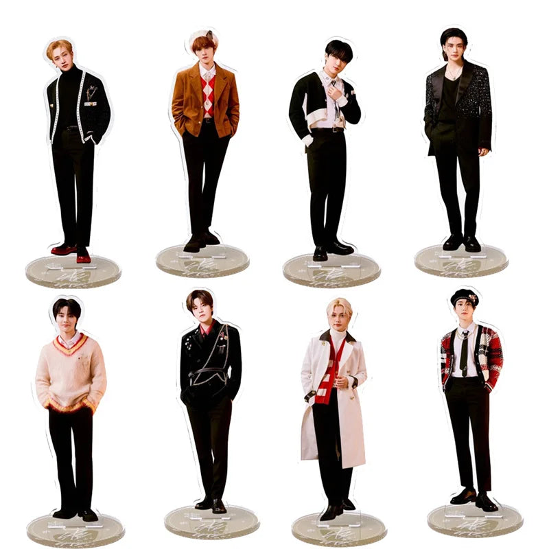 KPOP Stray Kids 10CM Full-body Acrylic Stand Figure Christmas Felix Hyunjin Seungmin Bangchan Changbin Han Desktop Decoration