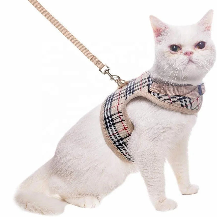 Cat Accessories Soft Nylon Custom Personalized Cute Durable Adjustable Walking Plaid Stripe Luxury Pet Harness Leash Set