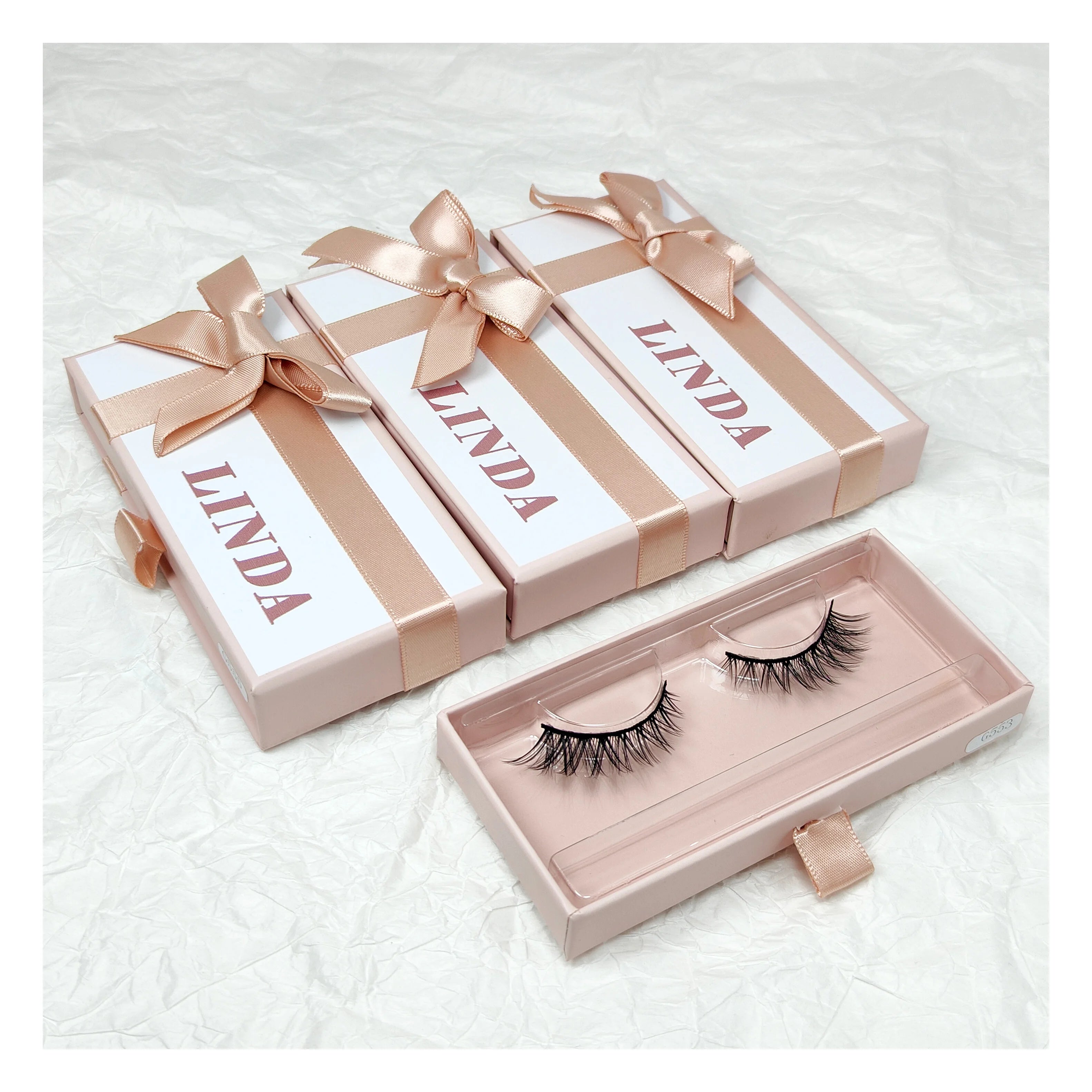 Customized Packaging Fan Eyelashes 3D Natural Lashes Wholesale Strip Eyelashes False Lashes